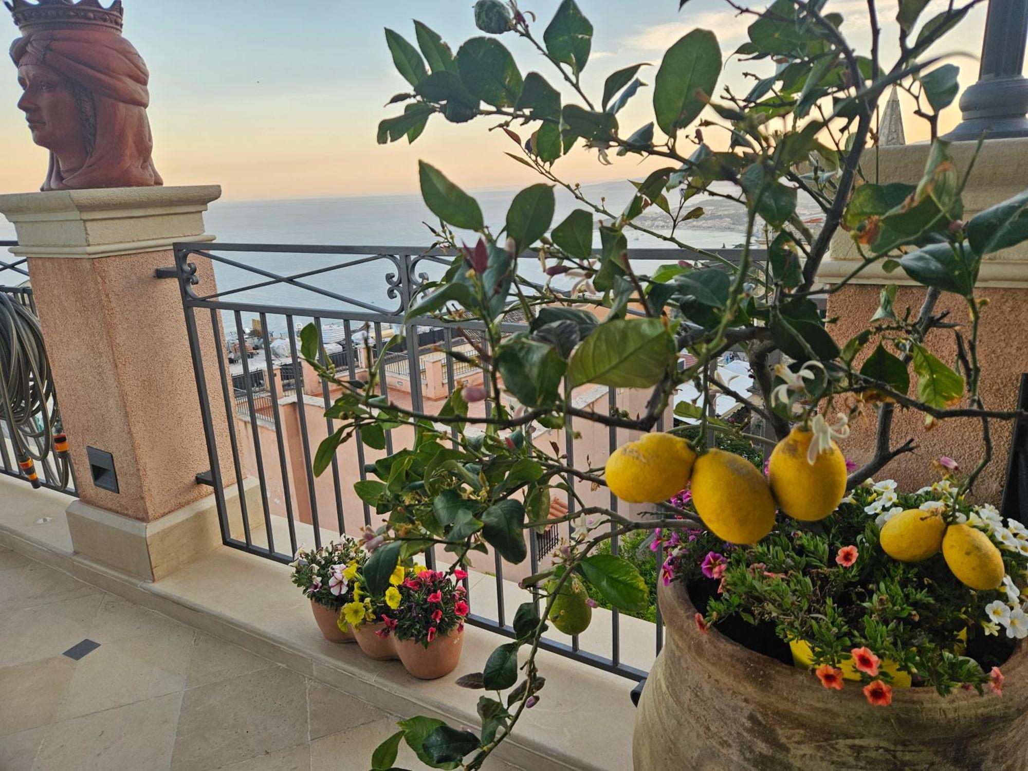 Casa Turchetti Acomodação com café da manhã Taormina Exterior foto